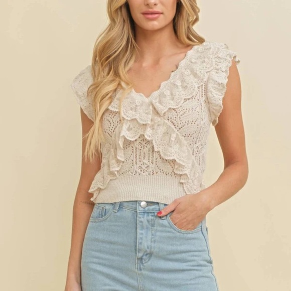 Zara Tops - ZARA CROCHET TOP SIZE M